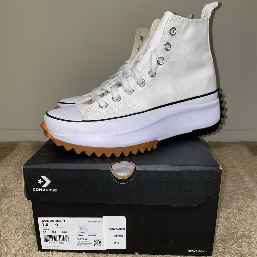 Converse Run Star Hike Shoes 9 Women’s